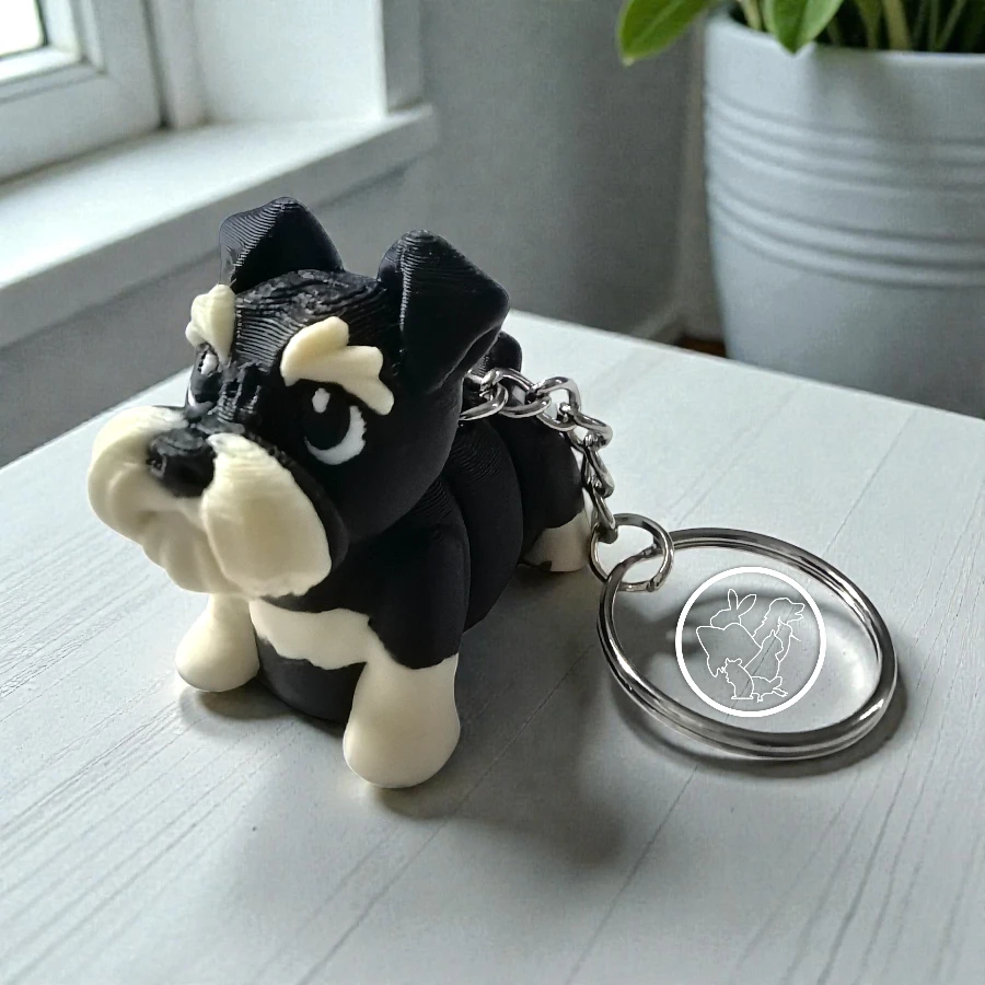 Llavero 3D de Schnauzer articulado negro con beige