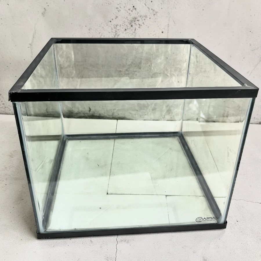Pecera cubo 50 ├âÔÇö 50 ├âÔÇö 40 cm altura 100 litros 6 mm